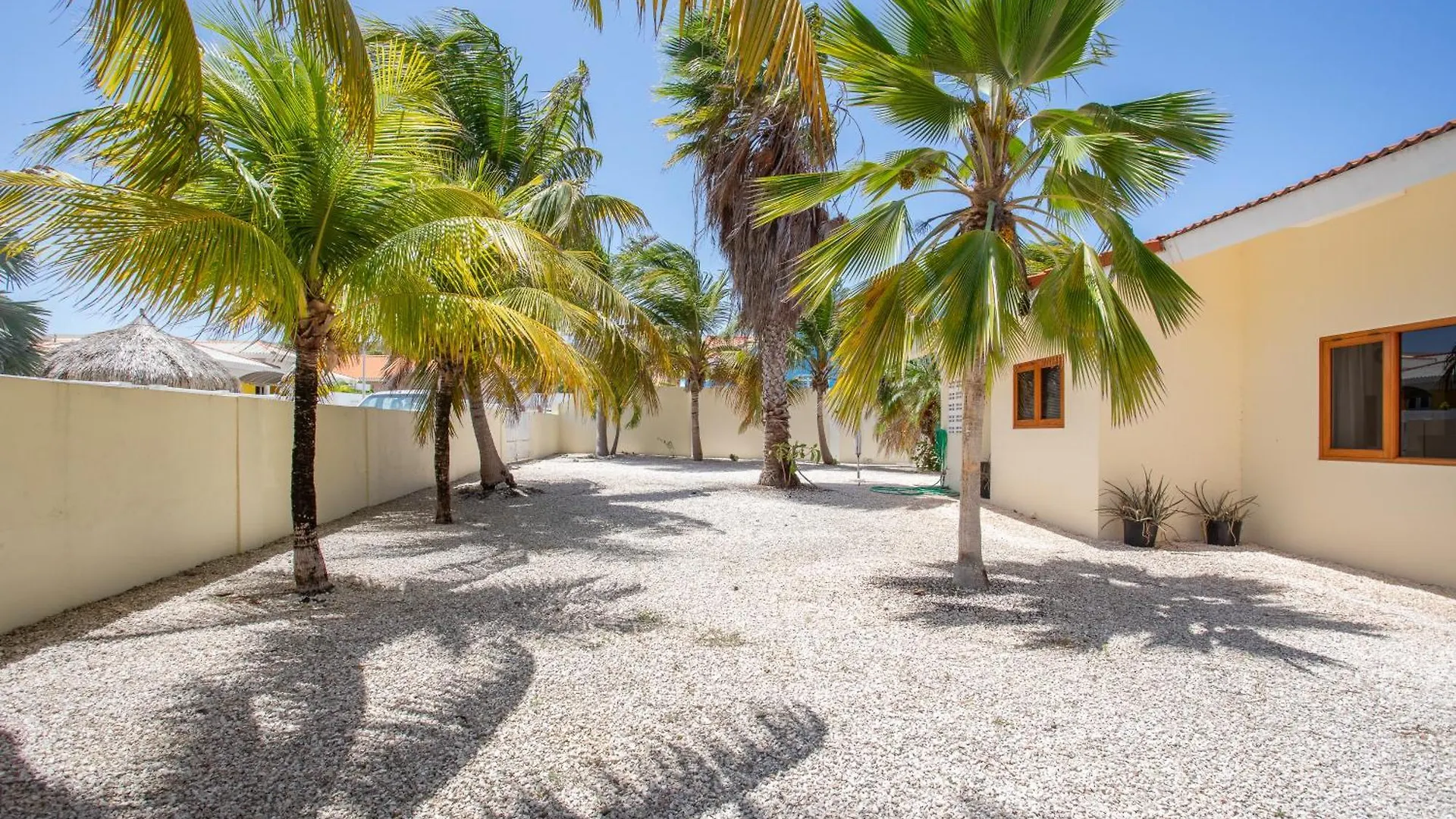 Villa Famia Centraal Op Curacao Daniel 0*,