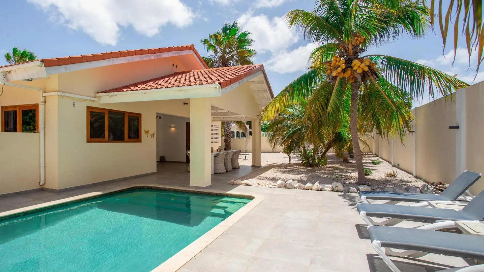 Villa Famia Centraal Op Curacao Daniel
